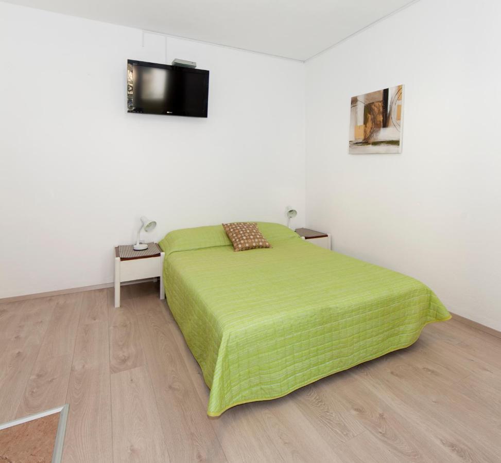 Apartmani Iva Tučepi Exterior foto