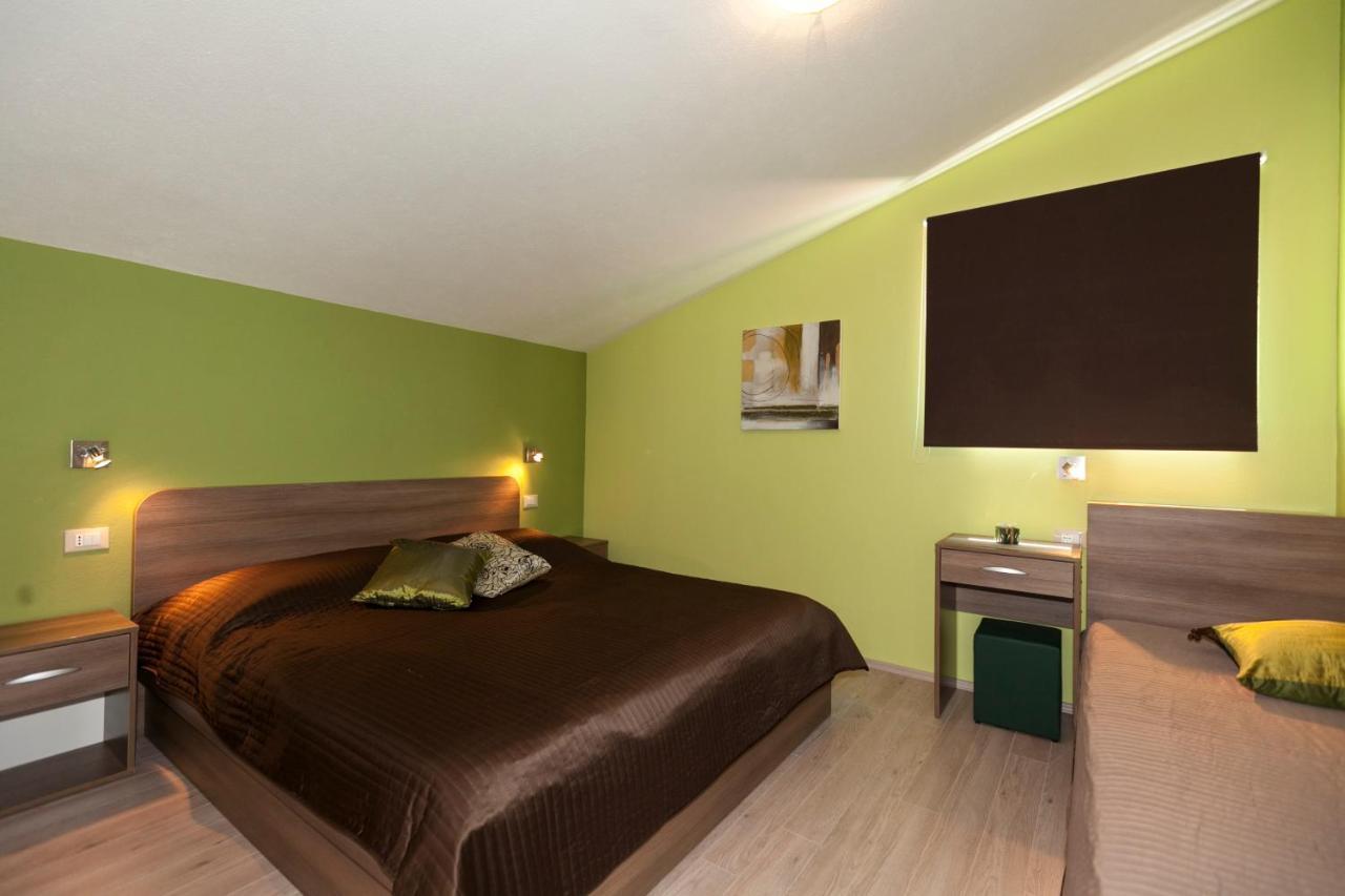 Apartmani Iva Tučepi Exterior foto